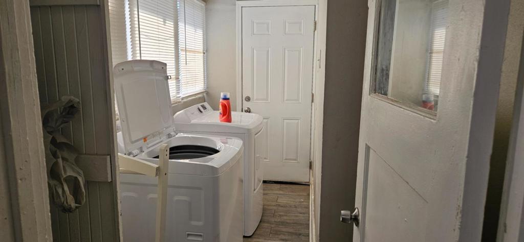 525 N Farris Avenue Property Photo 6