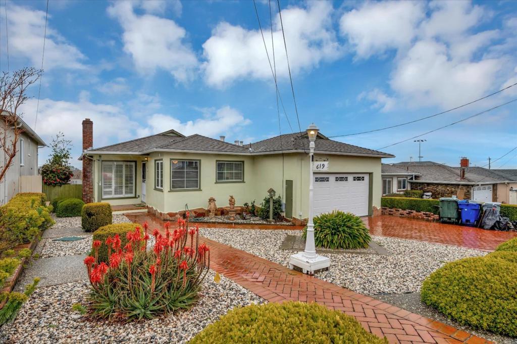 619 Santa Susana Avenue Property Photo