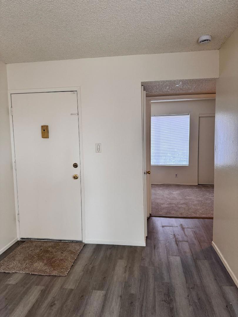 355 Parkview Terrace D1 Property Photo