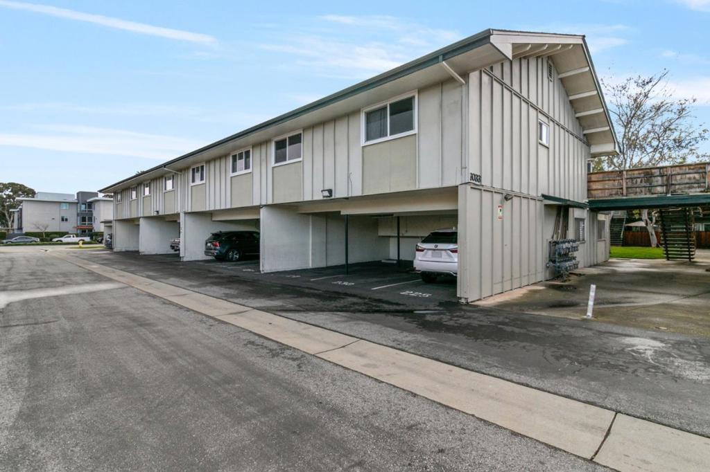 3033 Los Prados Street 229 Property Photo 3