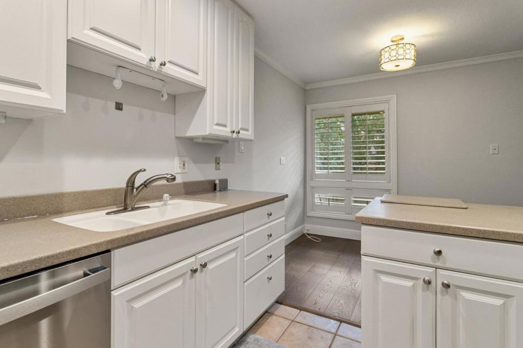 3033 Los Prados Street 229 Property Photo 13