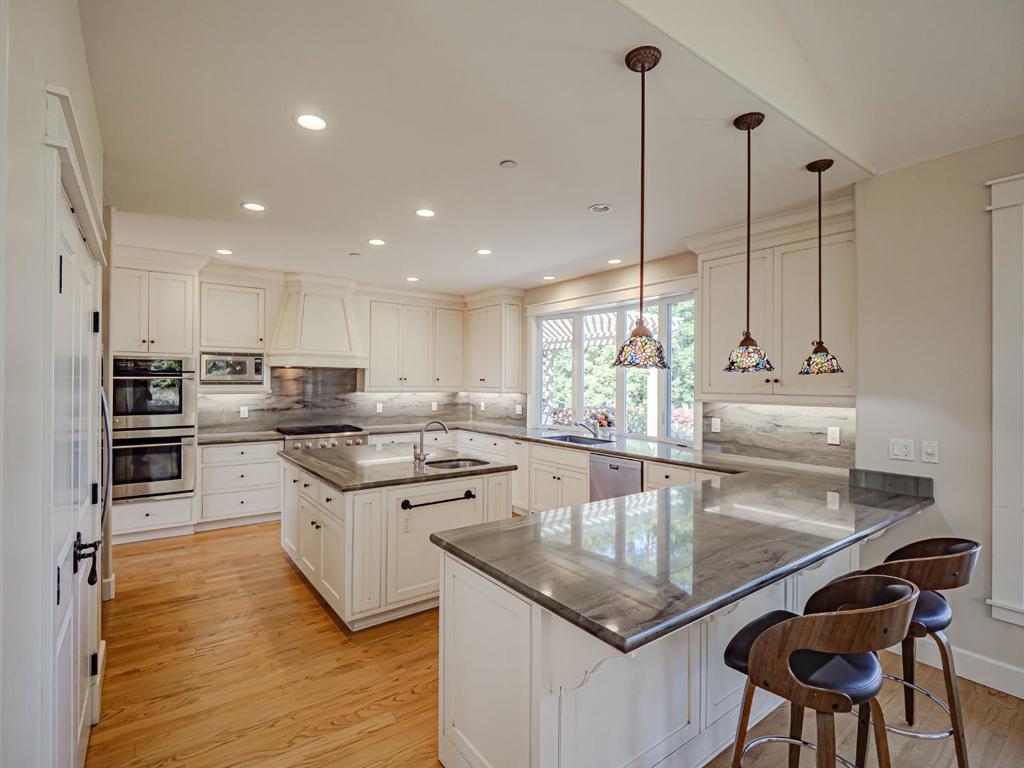 264 Oak Property Photo