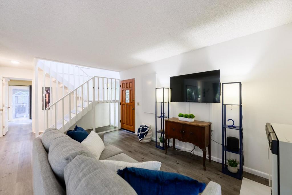 110 Shadow Property Photo 32