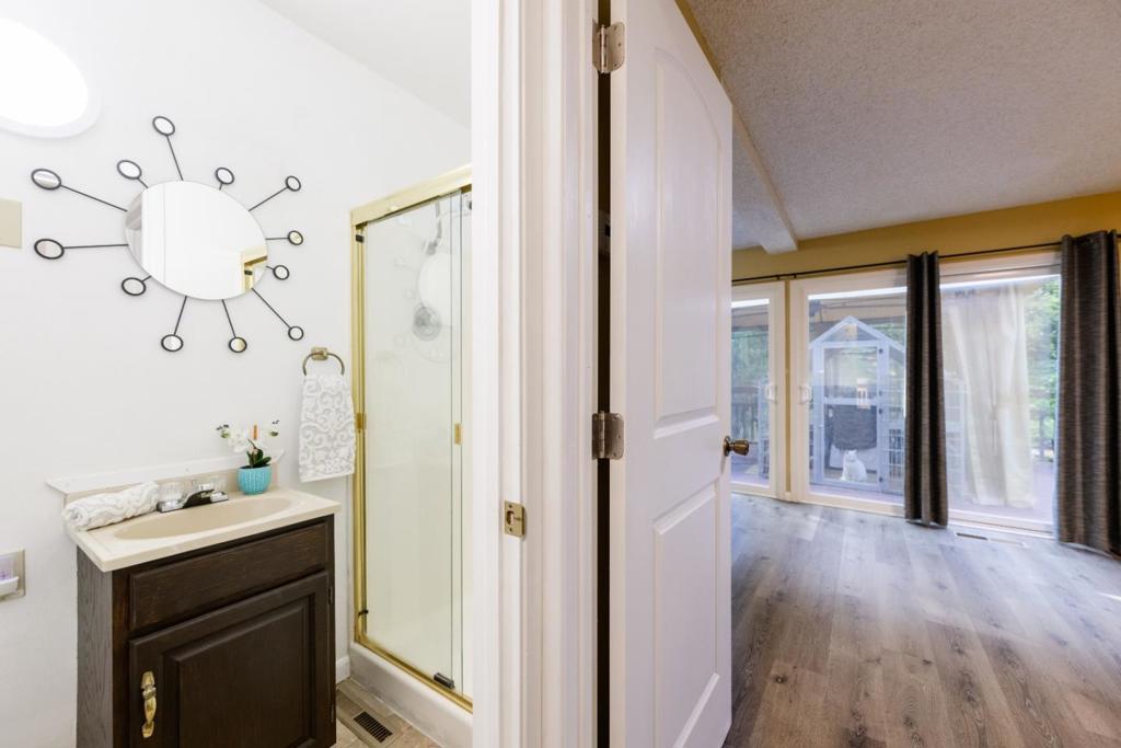 110 Shadow Property Photo 61