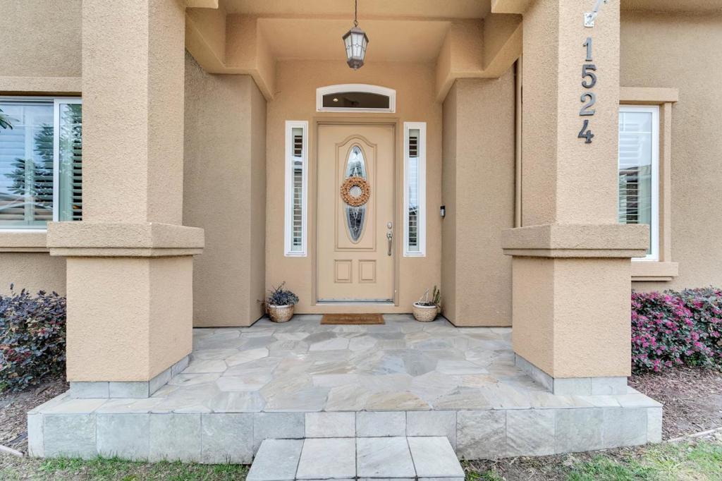 1524 Dentona Place Property Photo 2