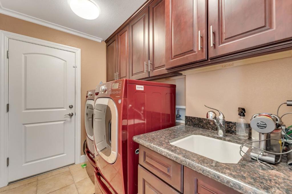 1524 Dentona Place Property Photo 15