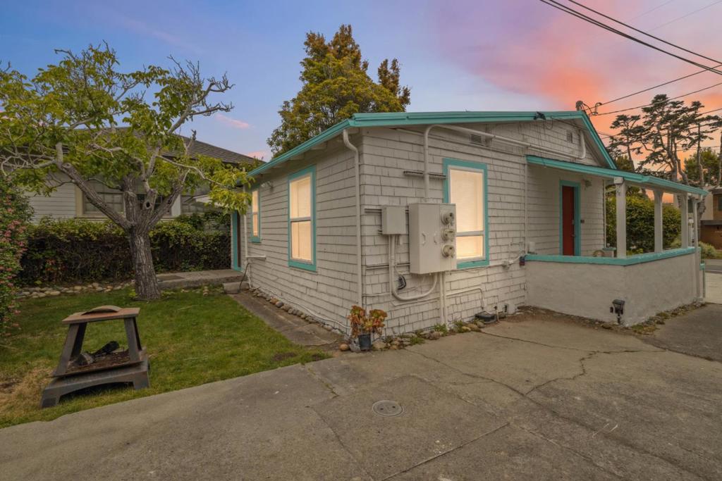 399 13th Avenue Property Photo 1