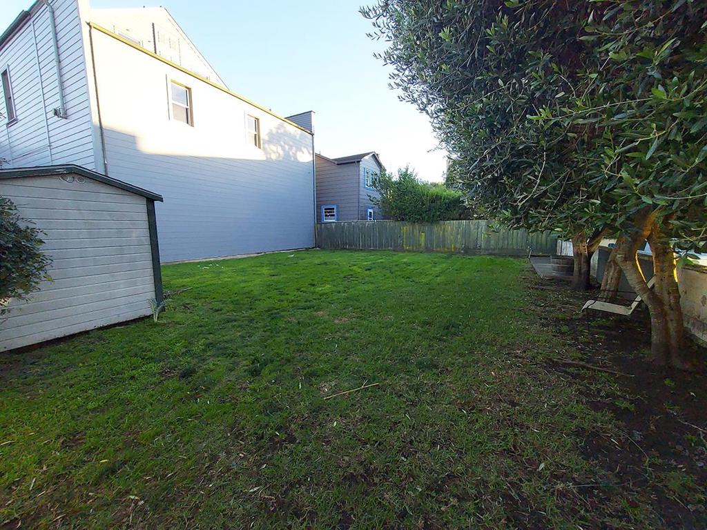 648650 Kelly Street Property Photo 6
