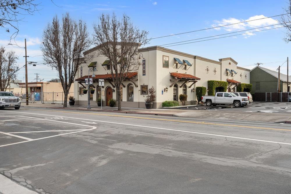 829 San Benito Street Property Photo