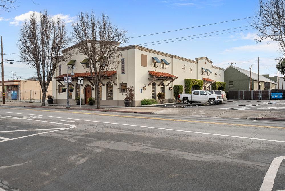 829 San Benito Street Property Photo 4