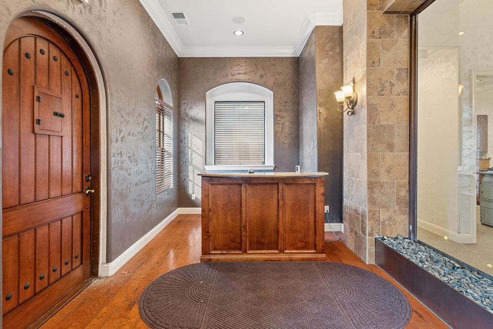 829 San Benito Street Property Photo 14