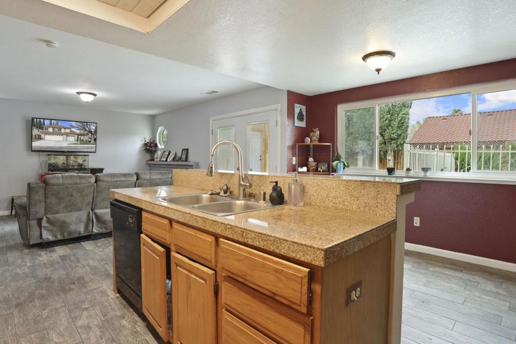1545 Deer Run Lane Property Photo 24
