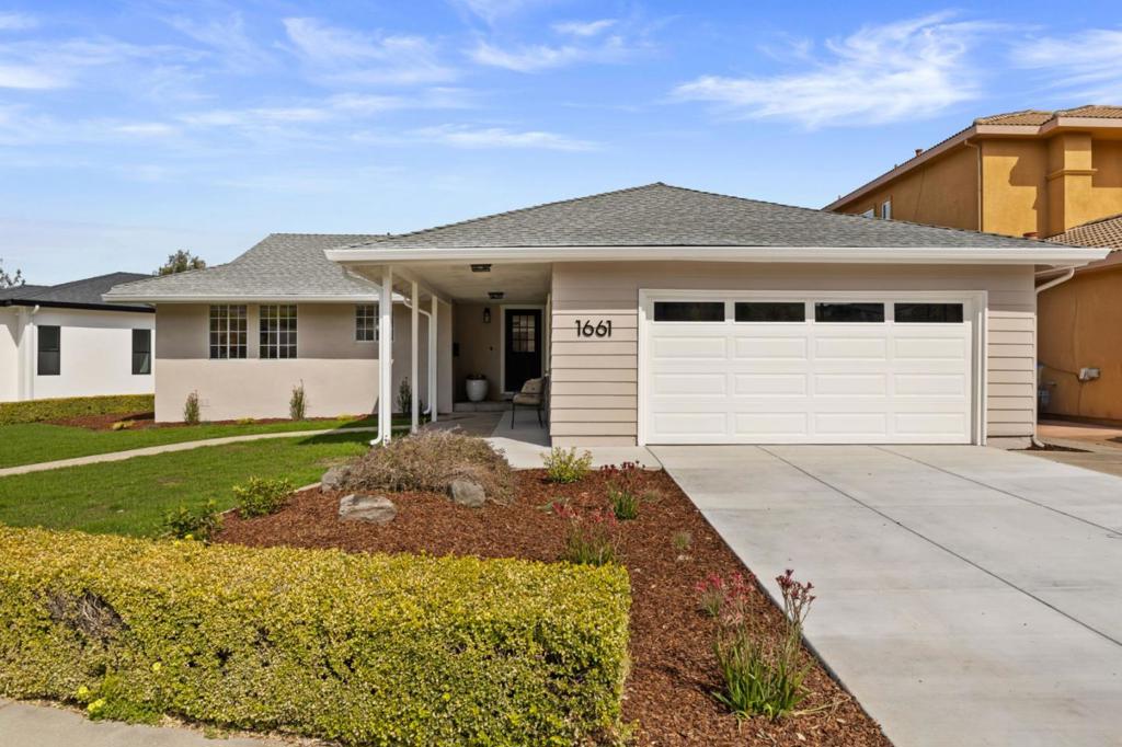 1661 Hyacinth Lane Property Photo