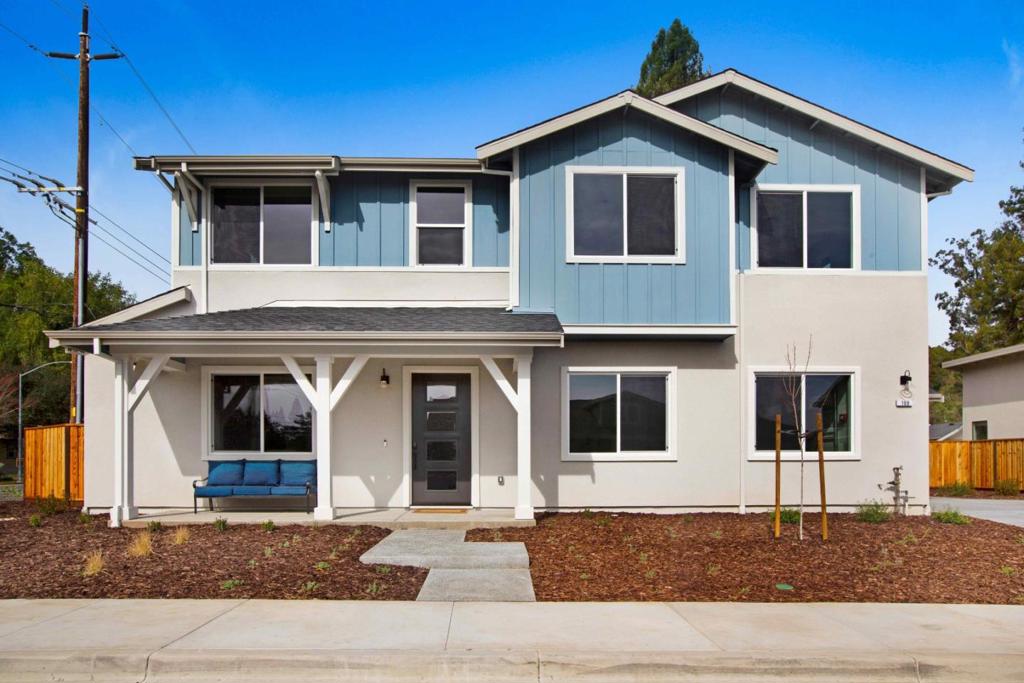 100 Waterstone Court Property Photo