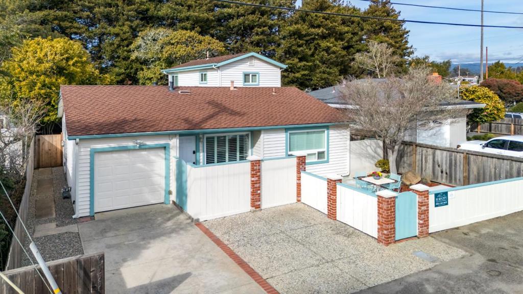 4755 Nova Drive Property Photo