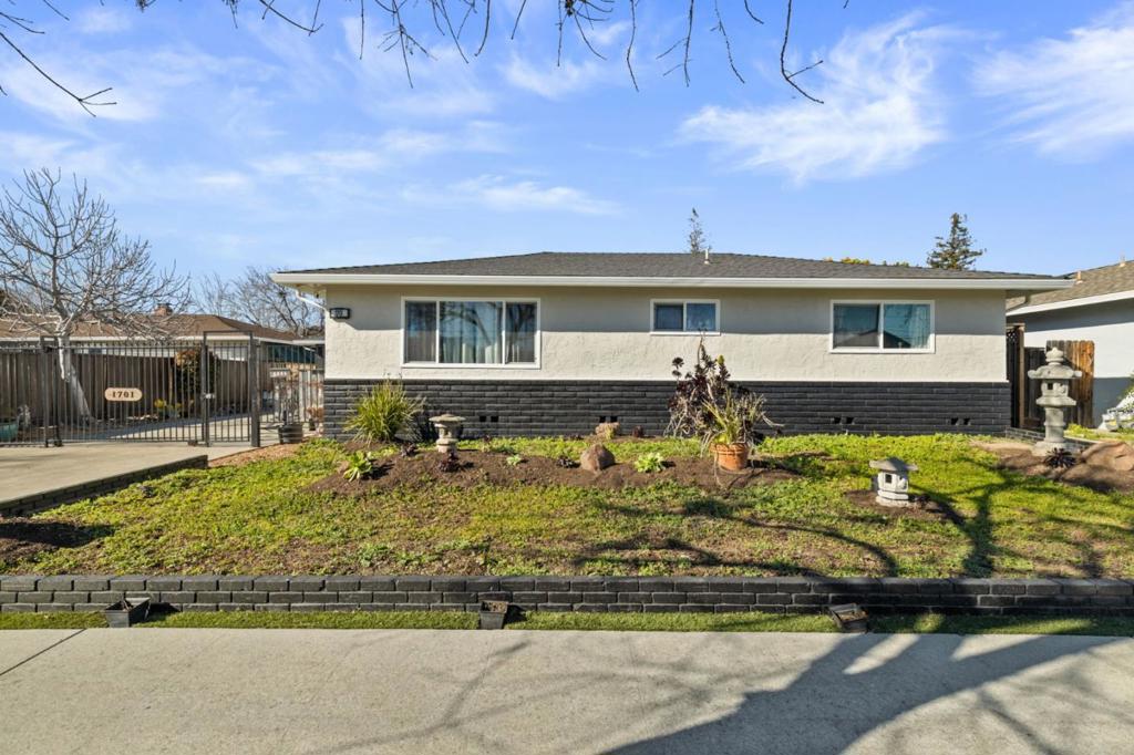 1701 Foxworthy Avenue Property Photo 1