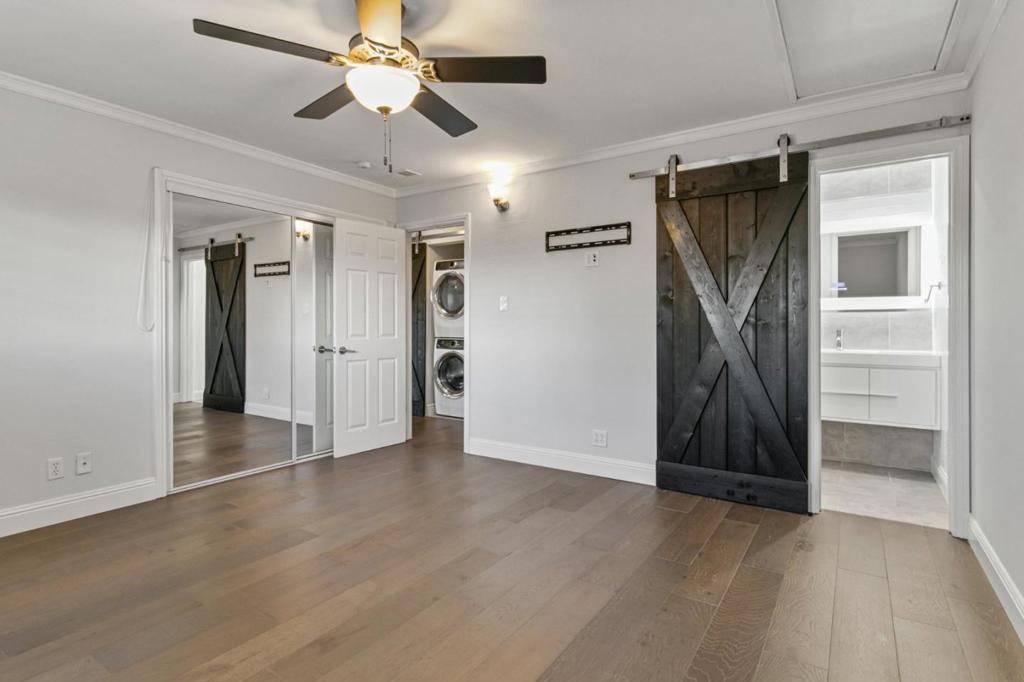 3033 Los Prados Street 229 Property Photo 4