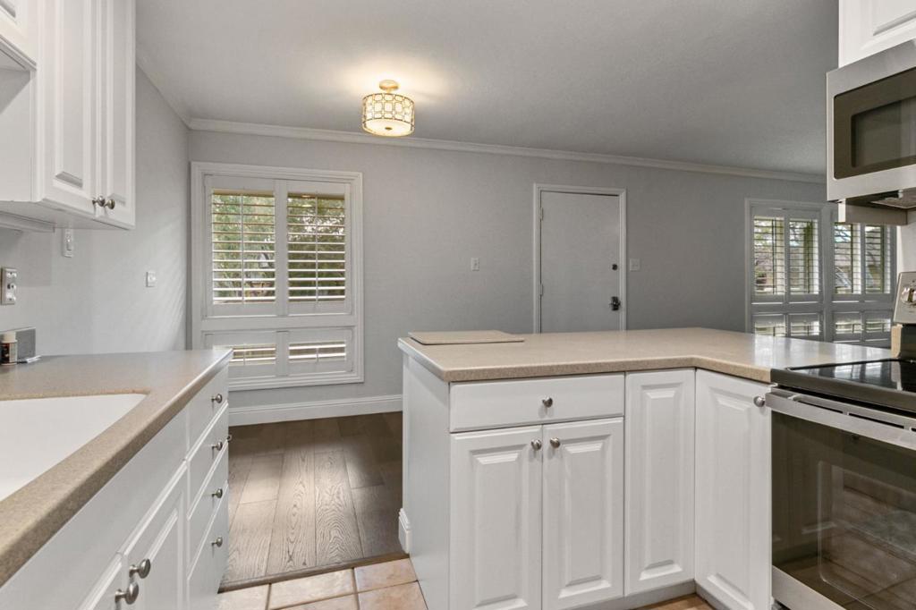 3033 Los Prados Street 229 Property Photo 13