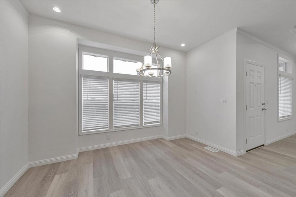 1358 Oakland Road Property Photo 21