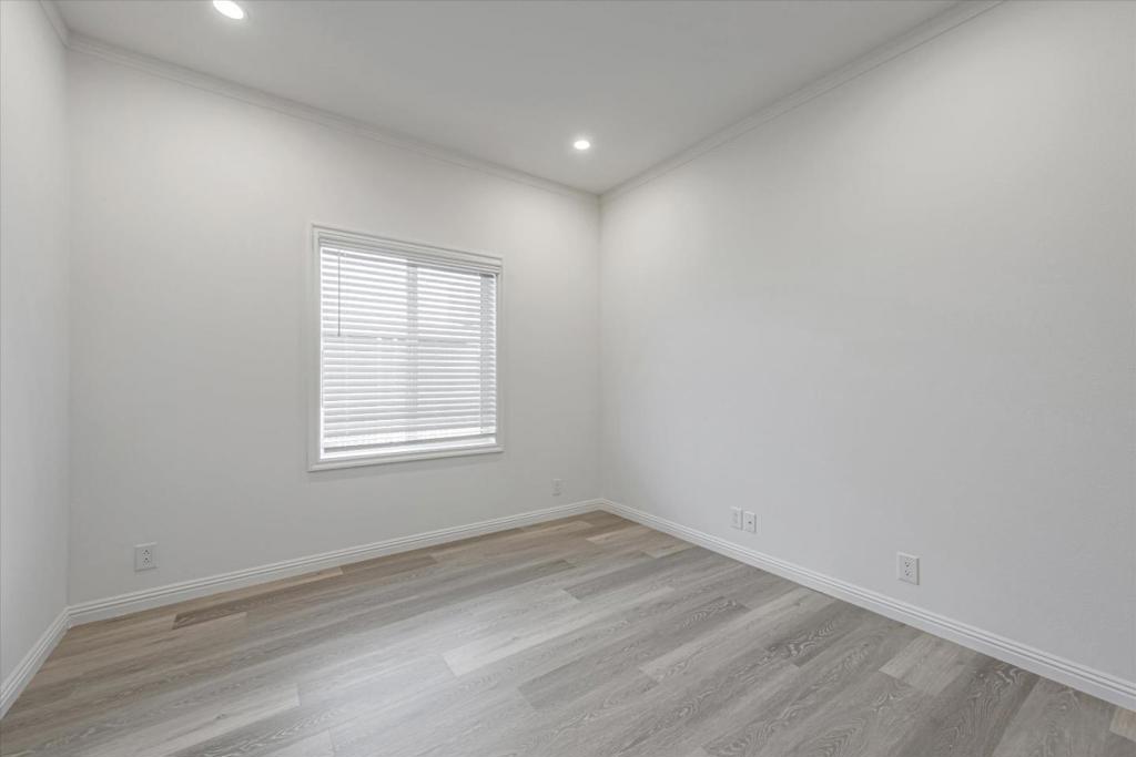 1358 Oakland Road Property Photo 27