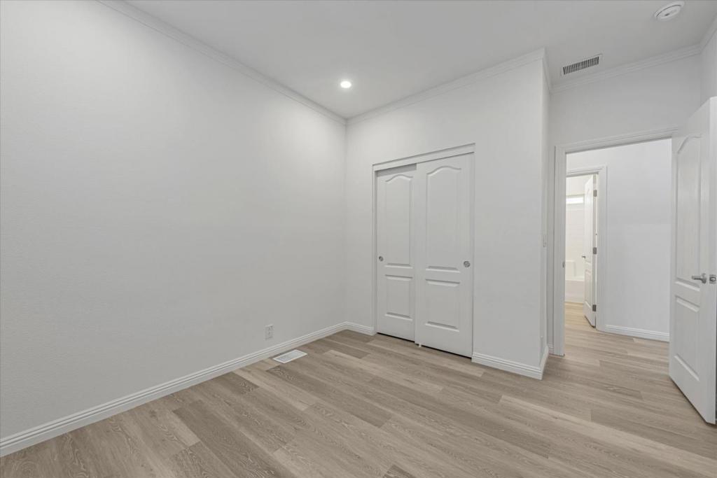 1358 Oakland Road Property Photo 31