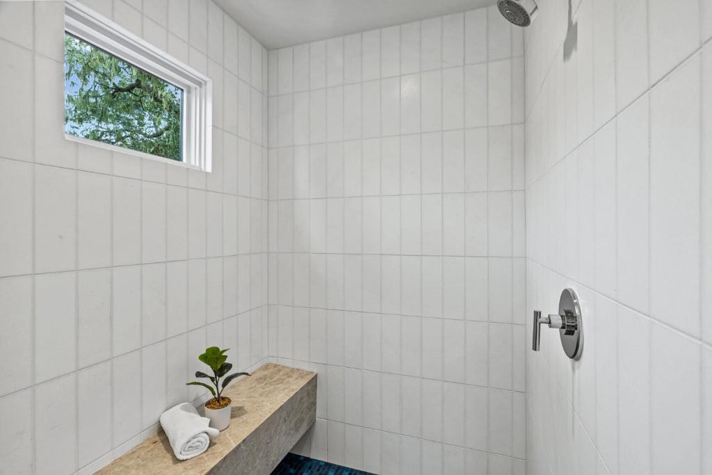 1025 Sombrero Road Property Photo 20