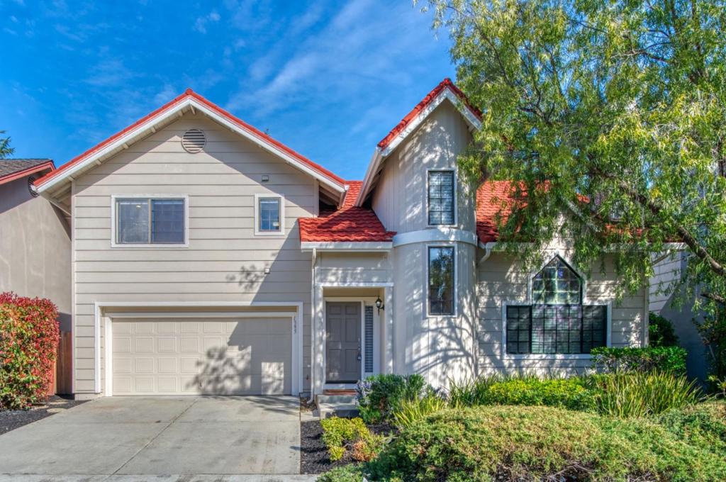 1595 Camden Oaks Court Property Photo