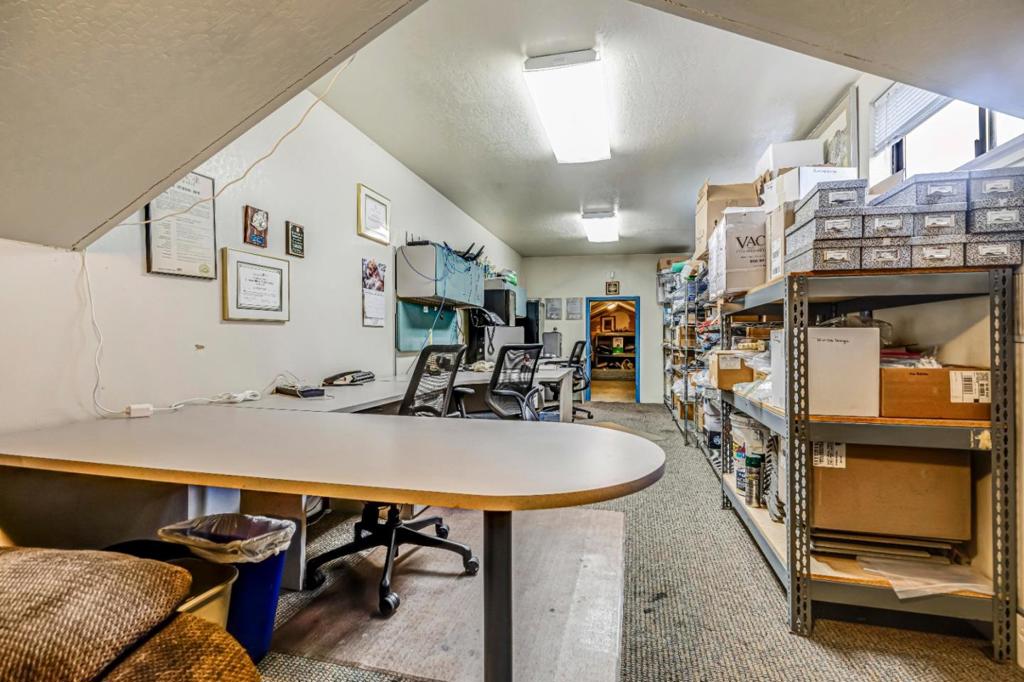 10012 N Foothill Boulevard Property Photo 38