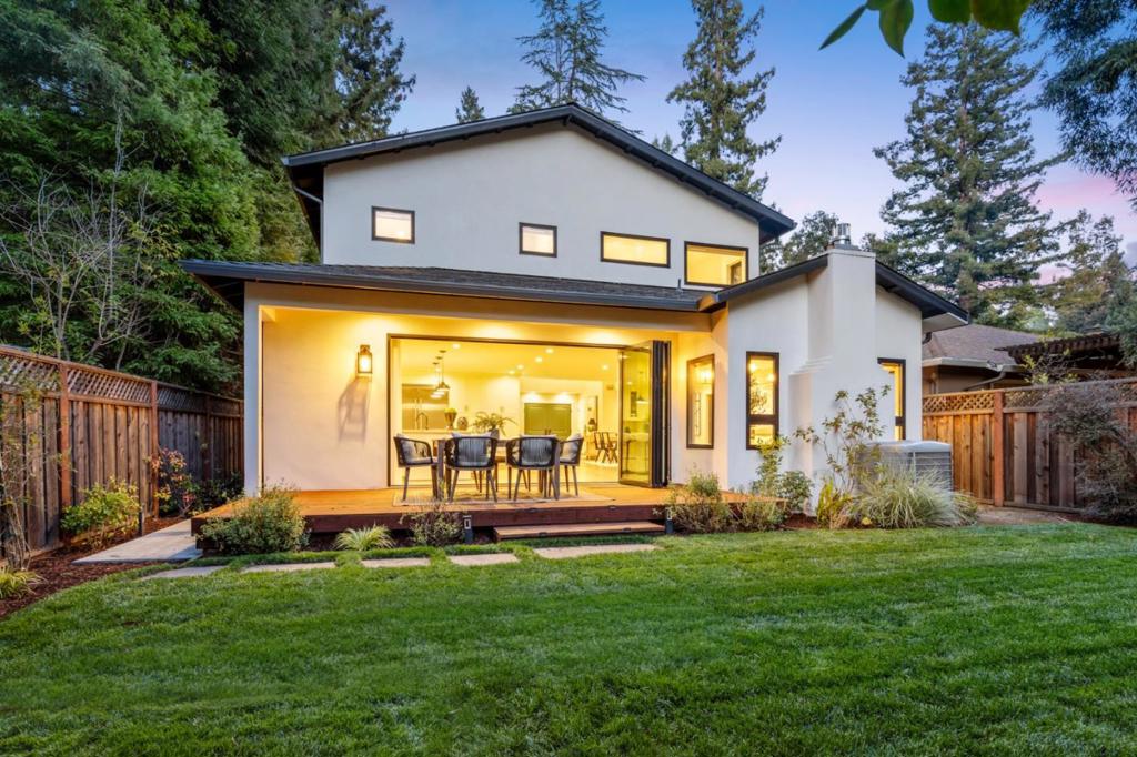 226 Selby Lane Property Photo