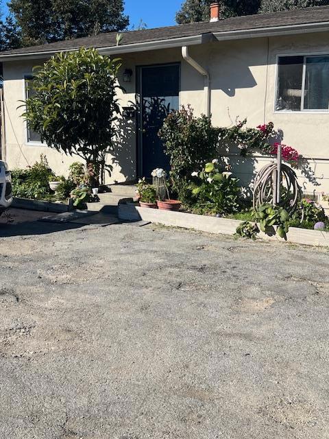 75 S Madeira Avenue Property Photo 4