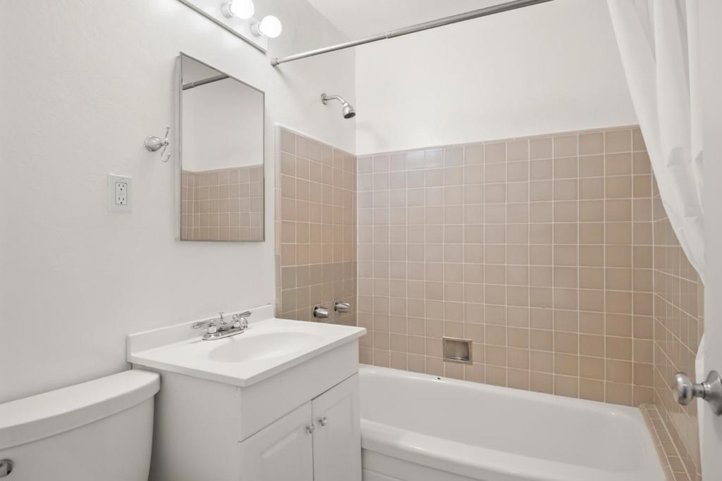 1775 Marco Polo Way Property Photo 20