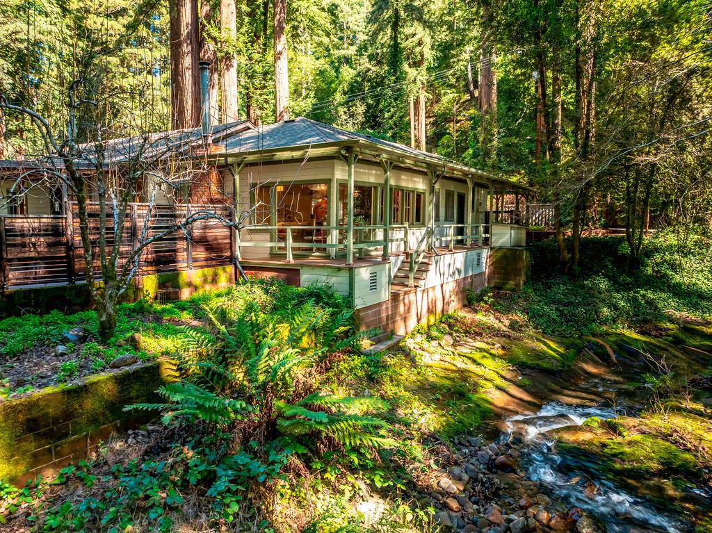 10135 Love Creek Road Property Photo