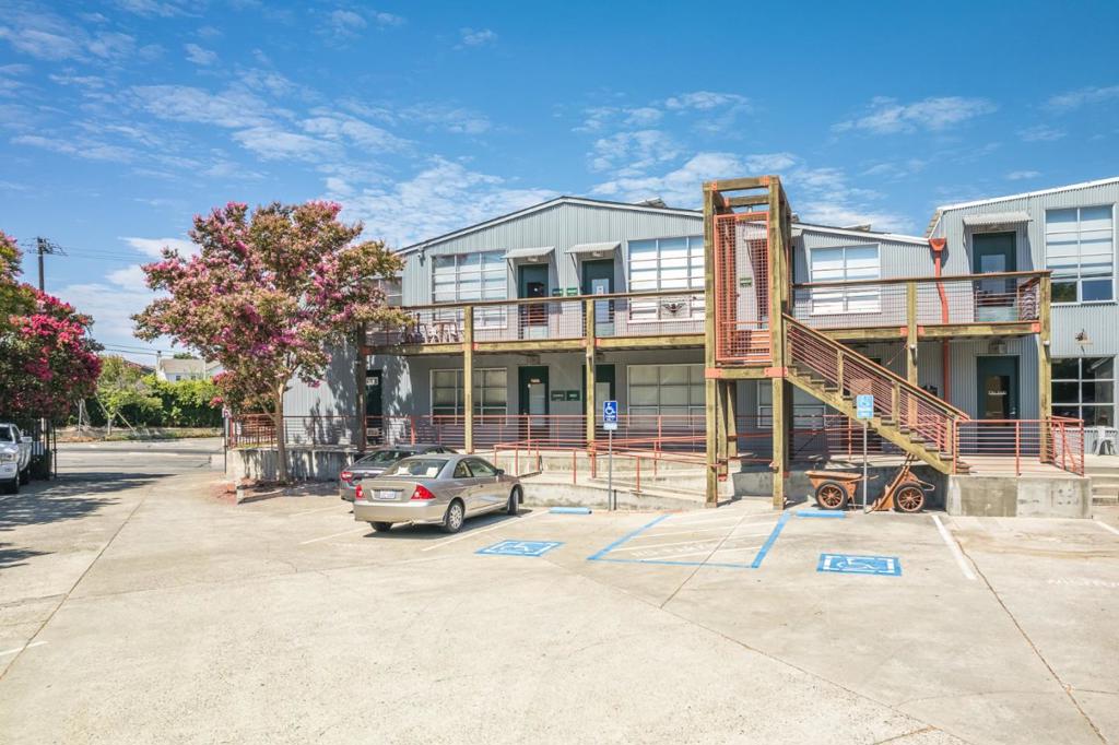 1793 Lafayette Street Property Photo 11