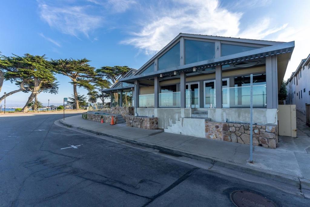 631 Ocean View Boulevard D-e Property Photo 10