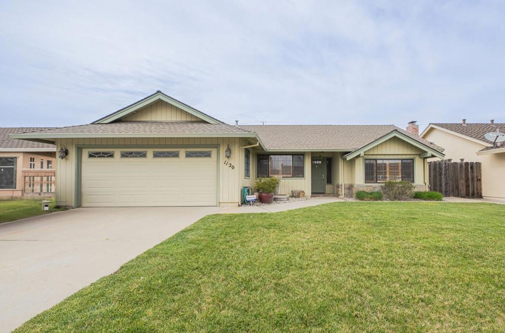 1120 Loyola Drive Property Photo