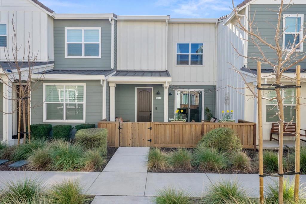 1214 Canopy Lane Property Photo