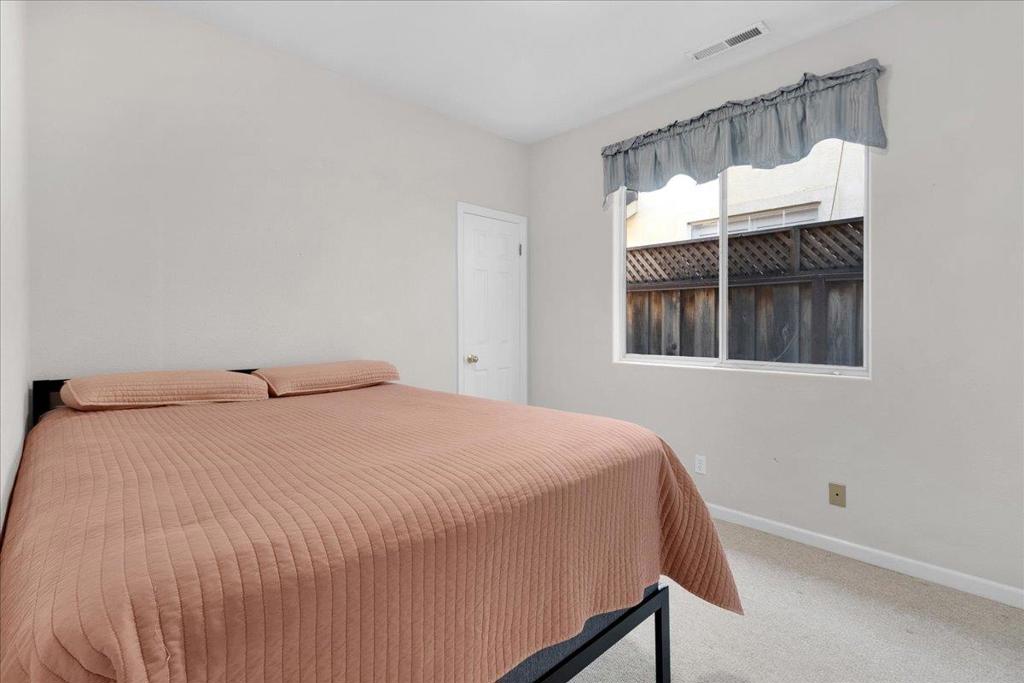 17577 River Run Road Property Photo 15