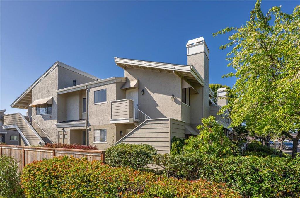 214 Albacore Lane Property Photo