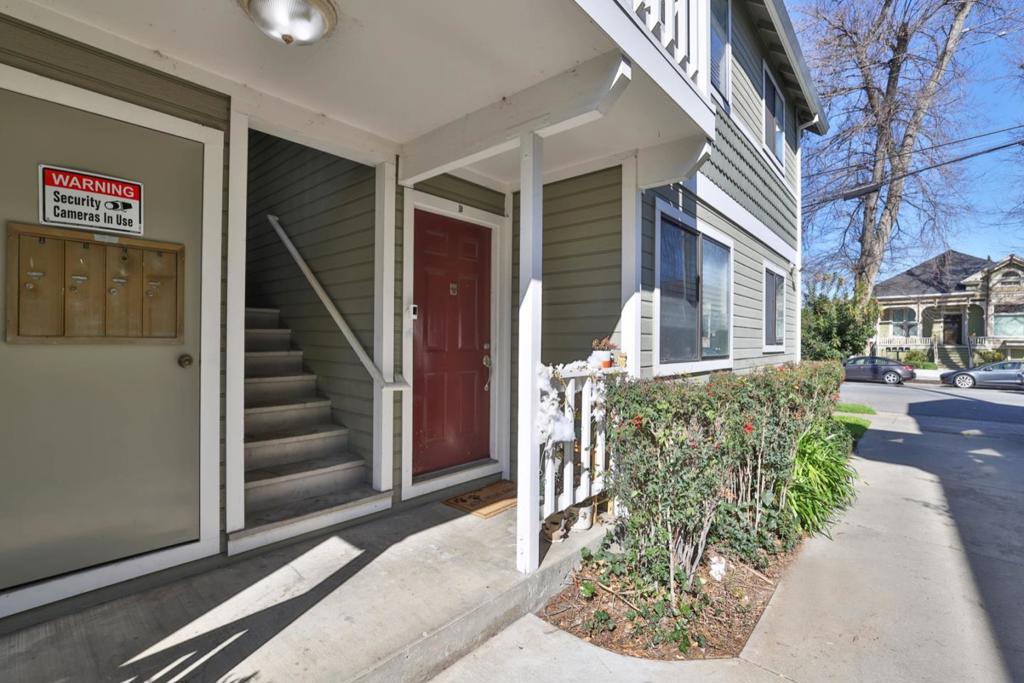 391 N 6th Street Property Photo 8