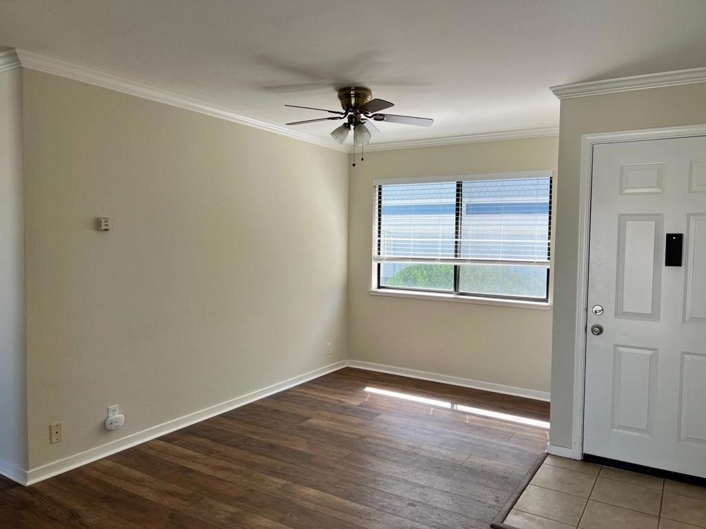 391 N 6th Street Property Photo 20