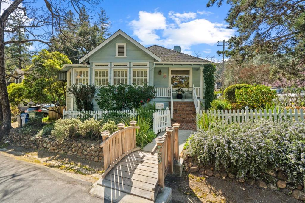 69 Hernandez Avenue Property Photo