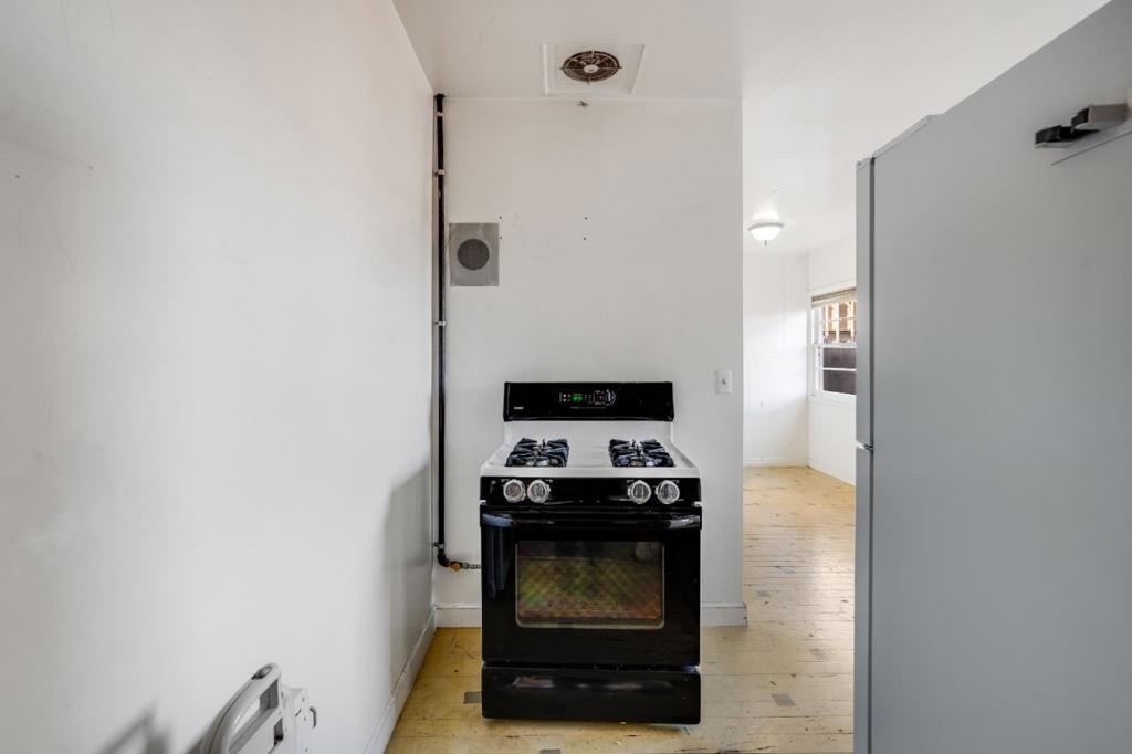 785 Walnut Street Property Photo 10
