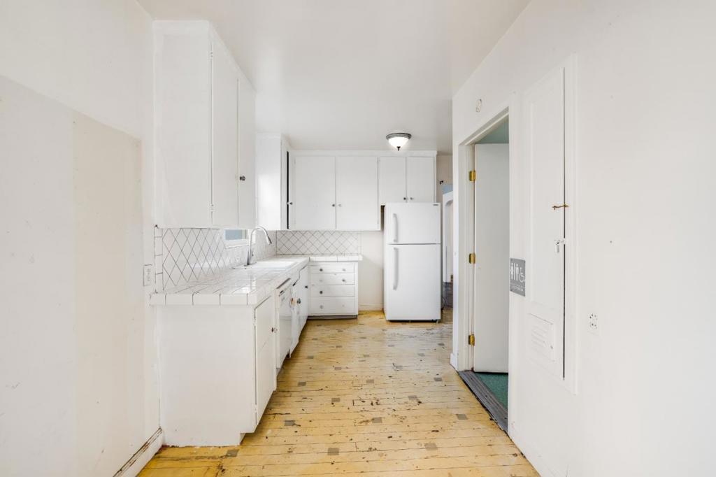 785 Walnut Street Property Photo 12