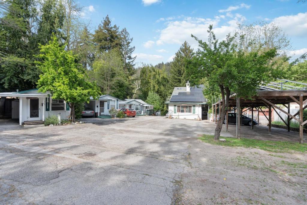 6444 Highway 9 Property Photo 3