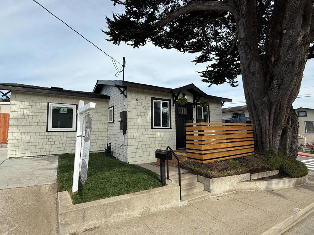 616 David Avenue Property Photo