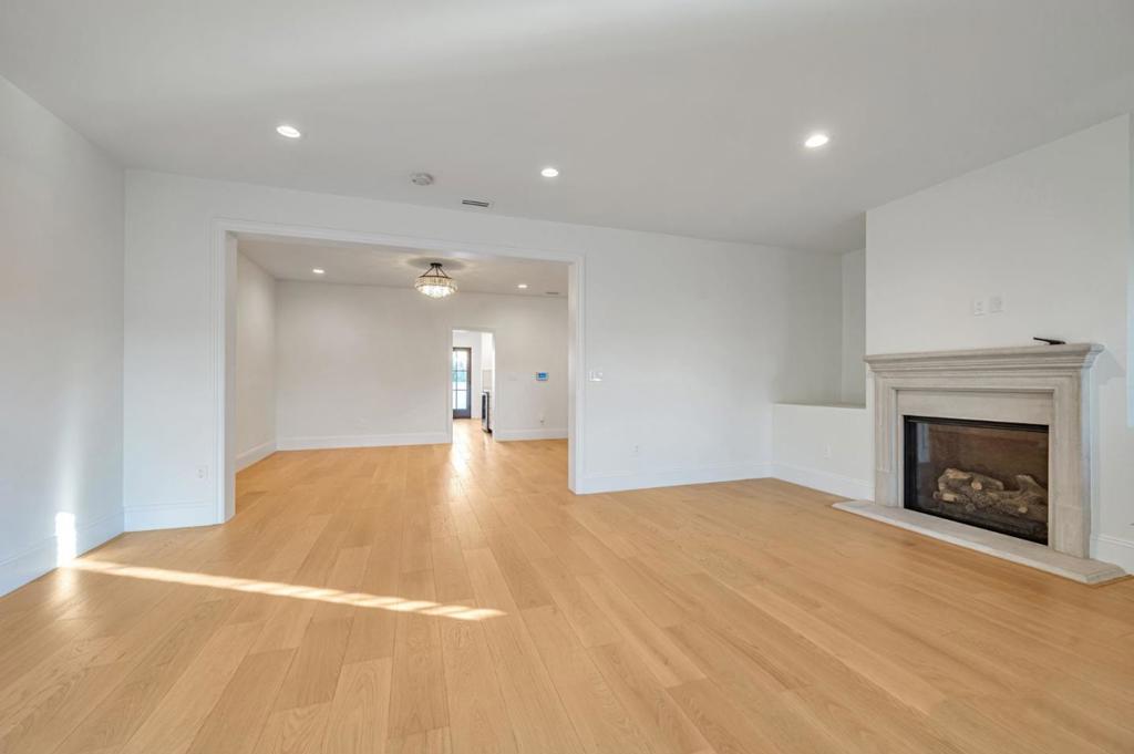 1025 Phelps Street Property Photo