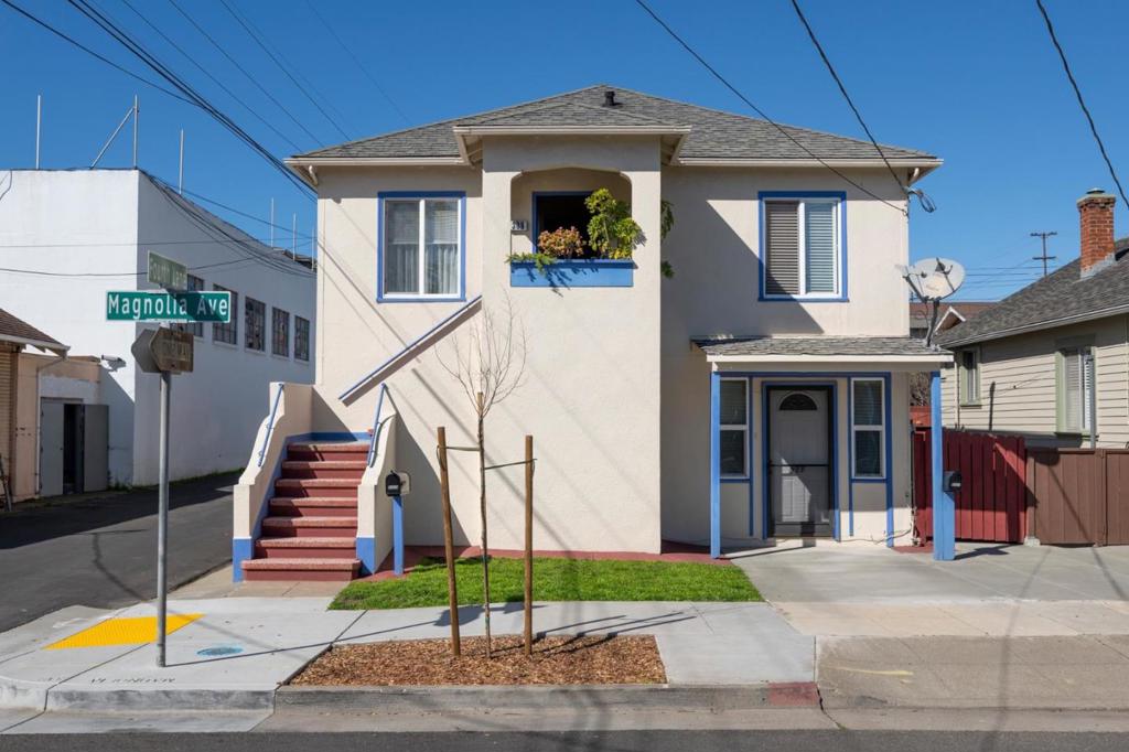 311 Magnolia Avenue Property Photo