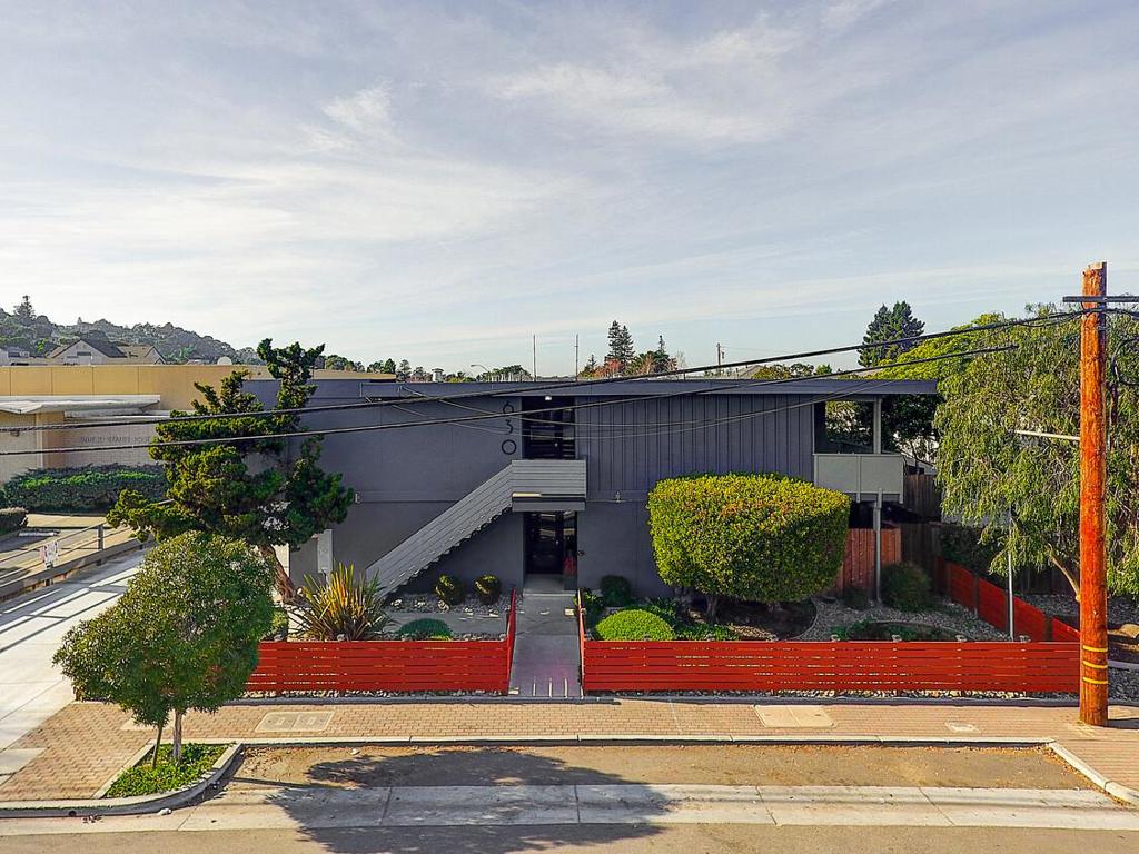 630 Masonic Way Property Photo