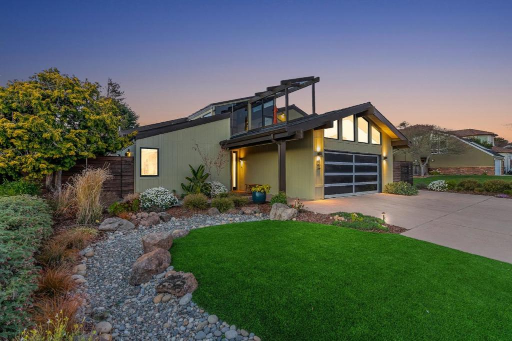 165 Via Trinita Property Photo