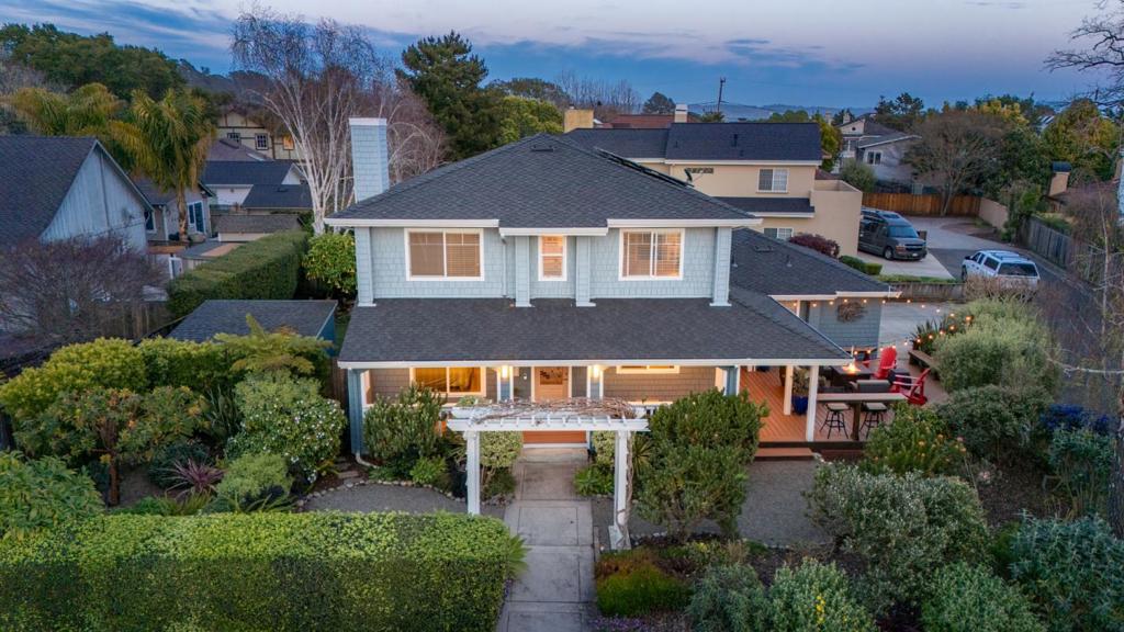 1600 49th Avenue Property Photo